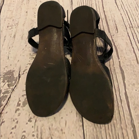 Summer sandals - Picture 2 of 3